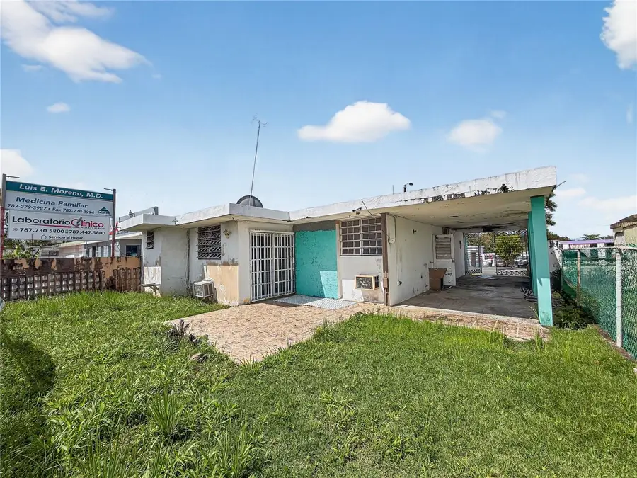 Urb. Miraflores Cll. Corona Blq 14 #05, Bayamon, PR 00956 - #3