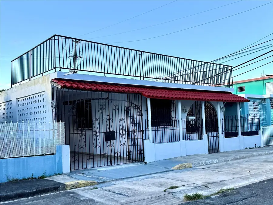 12 NE St Urb. Puerto Nuevo #1107, San Juan, PR 00920 - #2