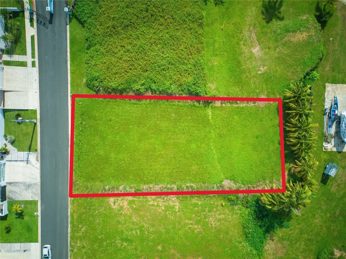 E-2 S Calle Reina Mora, Toa Alta, PR 00953 - #1