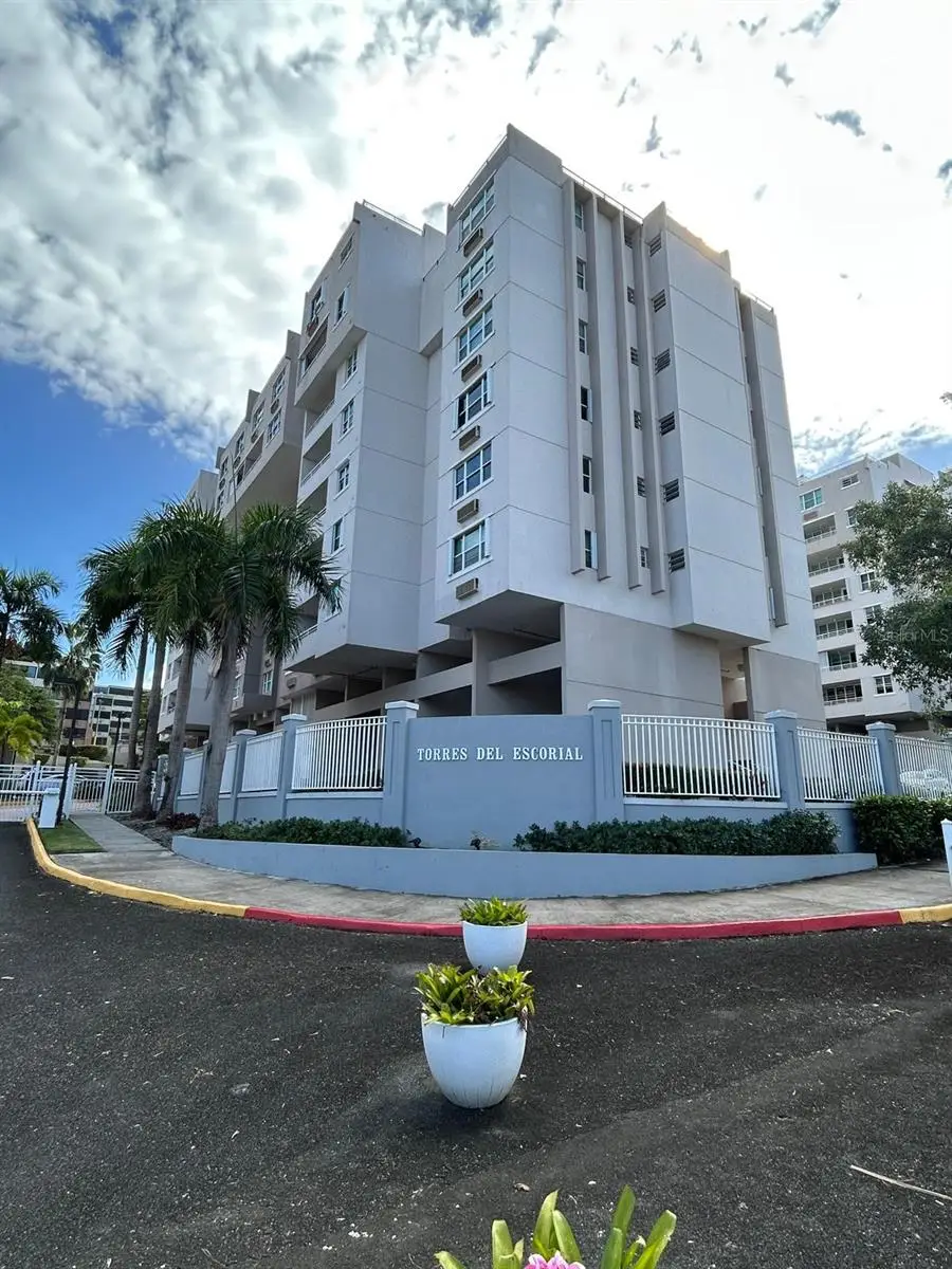 Cond. Torres del Escorial 4002 Ave. Jose De Diego #606, Carolina, PR 00984 - #1