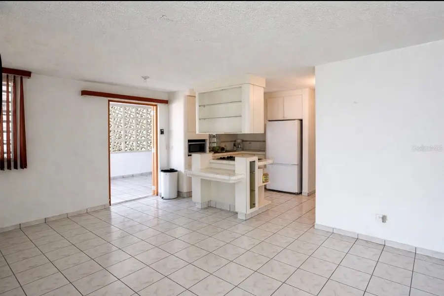 Calle 2 Las Vegas, Catano, PR 00962 - #2