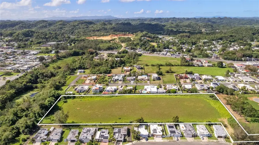 682 Santana Road, Arecibo, PR 00612 - #3