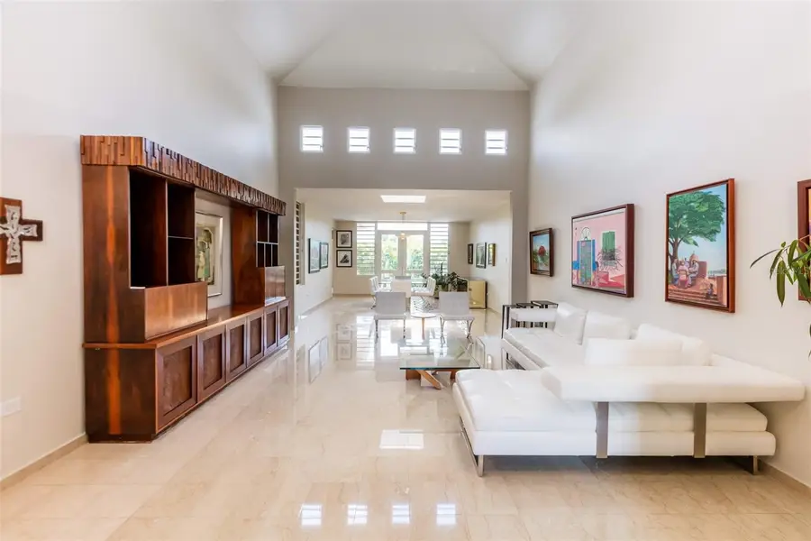 PASEO SAN JUAN C-8 Calle Rogativa, San Juan, PR 00926 - #3