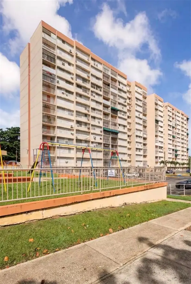 220 49 #B-1410, San Juan, PR 00924 - #2