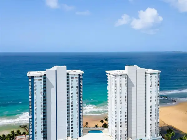 CONDOMINIO SANDY HILLS W #19B, LUQUILLO, PR 00773