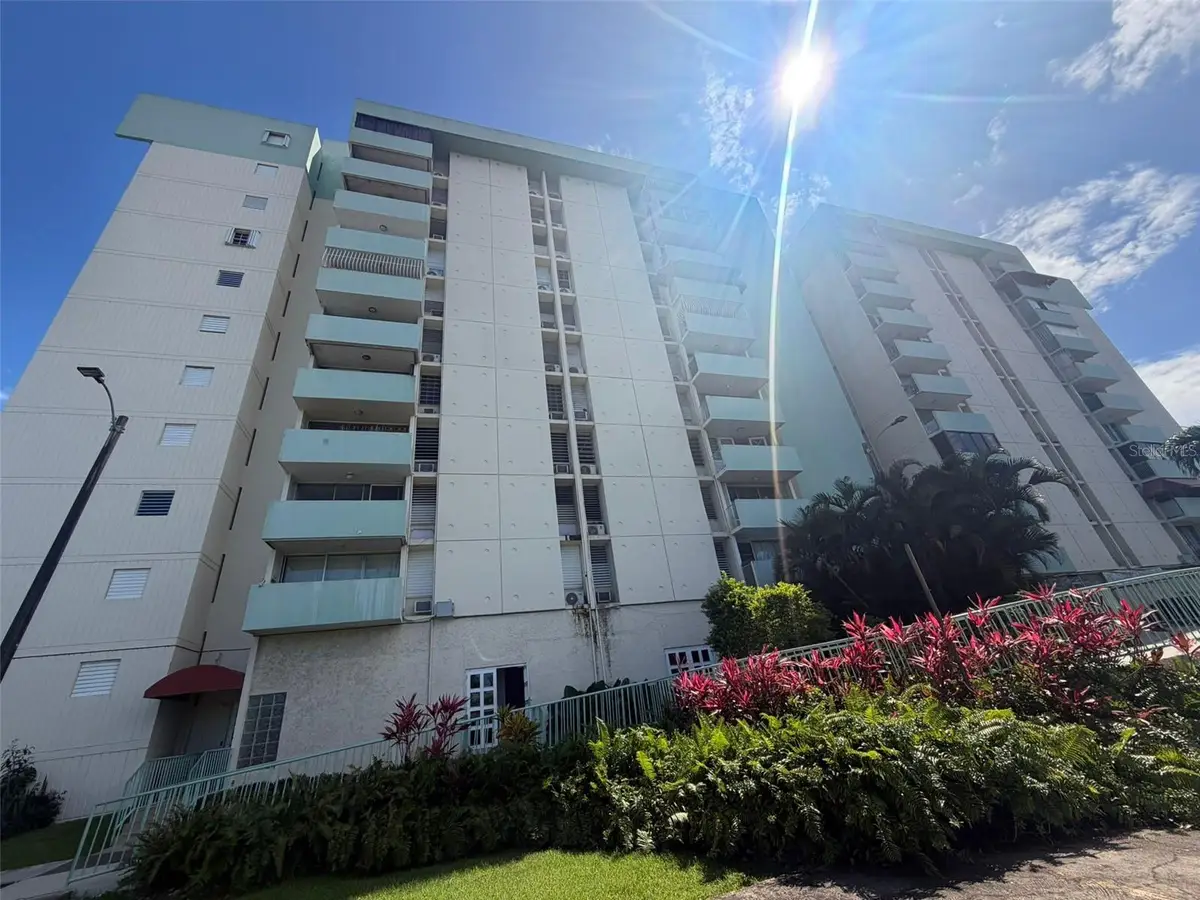 Cond. Intersuites 3000 Baldorioty #4, Carolina, PR 00979 - #1