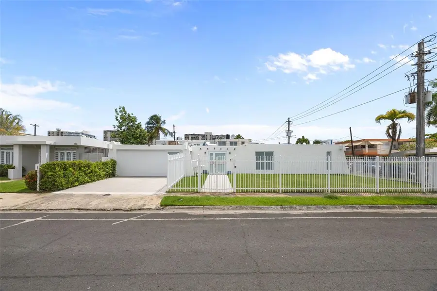 2 Calle Mar De Irlanda, Carolina, PR 00979 - #2
