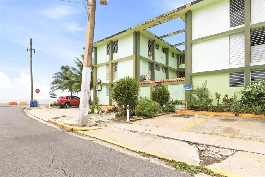 10 Calle Covalle Gandia Street #201 B, Arecibo, PR 00612 - #2
