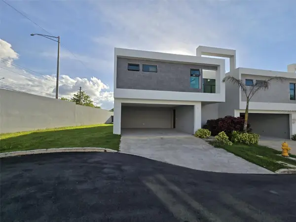 PR 177 AVE LOMAS VERDES The Villas At Rio / Bo Juan Sanchez #79, BAYAMON, PR 00956