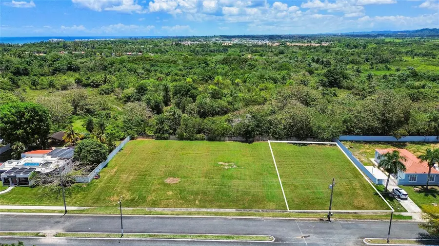 A7 Paseo Madrid, Vega Alta, PR 00692 - #2