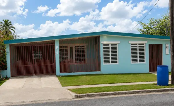 Address Withheld By Seller, ARECIBO, PR 00612