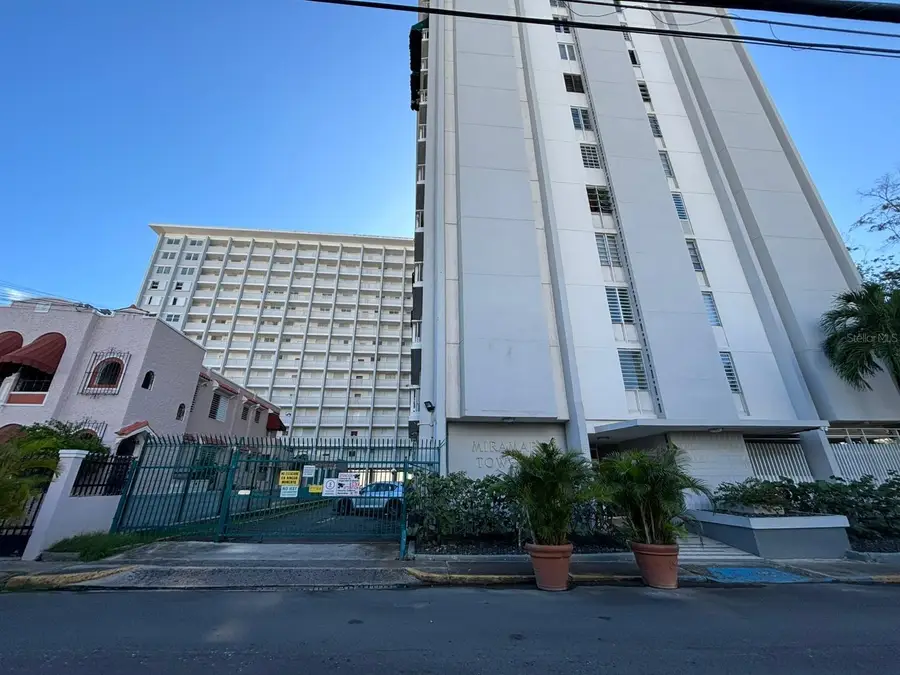 721 CALLE HERNANDEZ APT Miramar Towers #8-I, San Juan, PR 00907 - #2