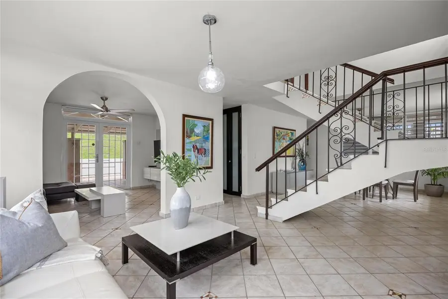 Calle 6 H17 Tintillo Gardens, Guaynabo, PR 00966 - #2
