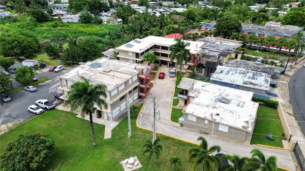 120 Bo Hato Tejas, Calle Pajaros, BAYAMON, PR 00959