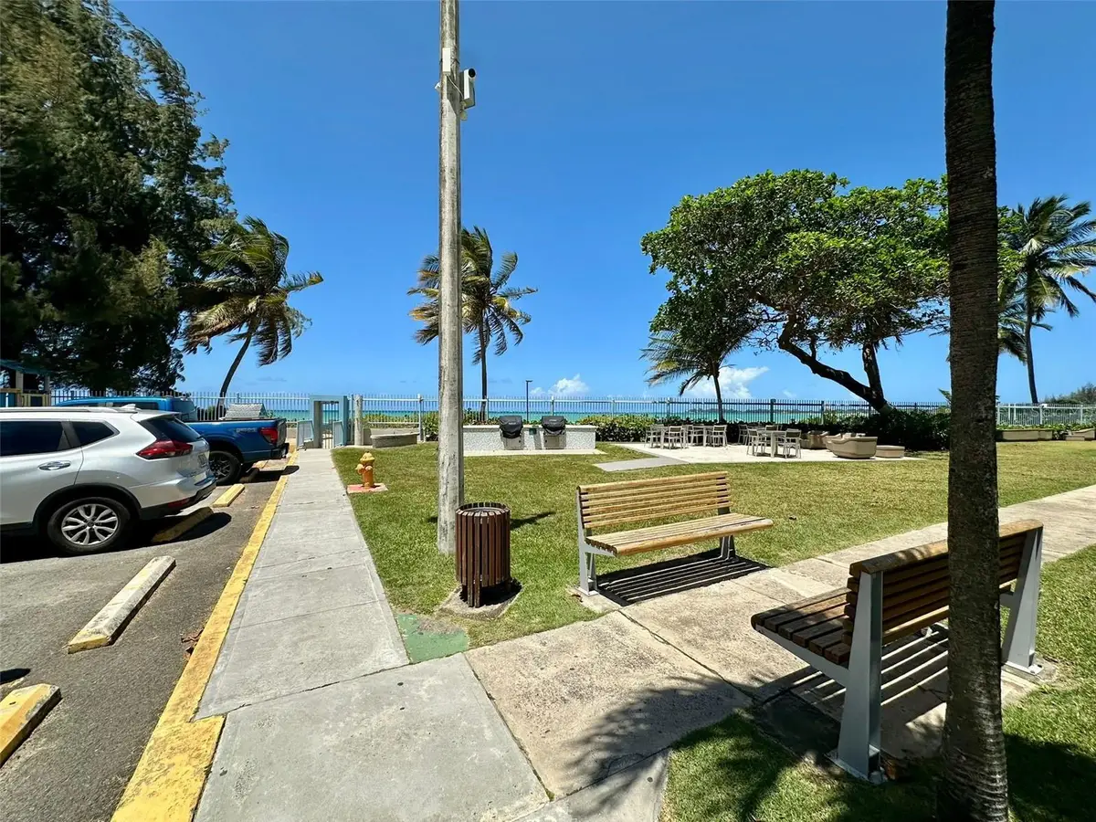 185 Calle Pine Grove #B-1, Carolina, PR 00979 - #1