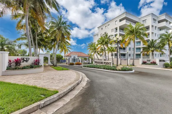 6690 Calle Turquoise #324, VEGA ALTA, PR 00692