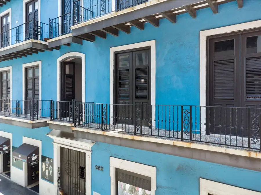 252 Calle Fortaleza #252, San Juan, PR 00901 - #2