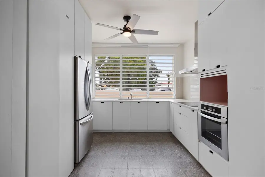 K1 Ave. Luis Vigoreaux #k, Guaynabo, PR 00966 - #2
