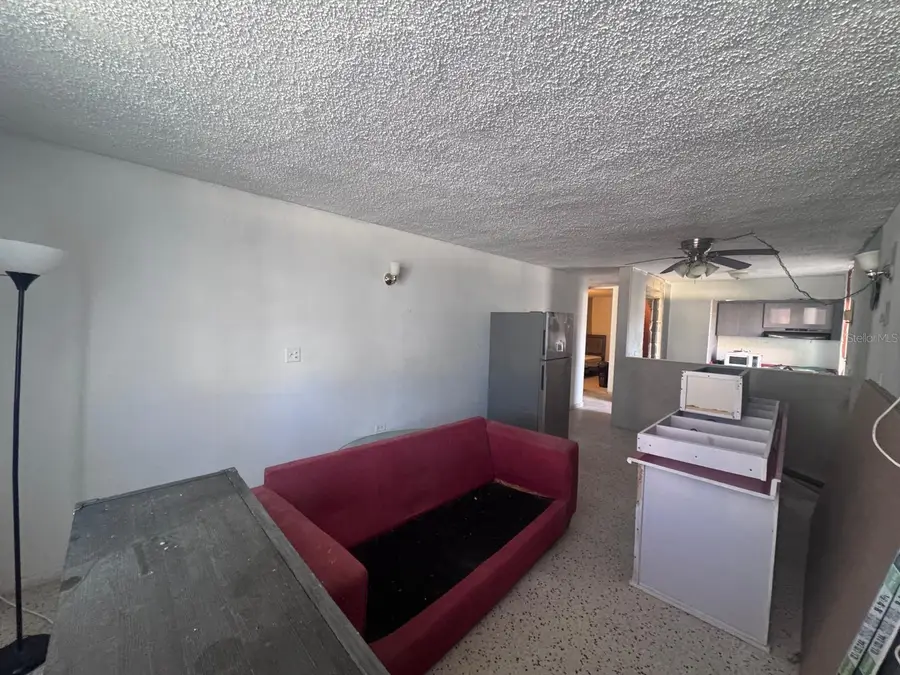 2S-2 Urb Metropolis, Carolina, PR 00987 - #2