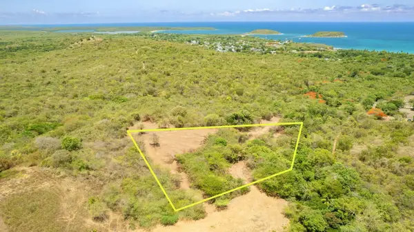 55 Calle De Batu, VIEQUES, PR 00765