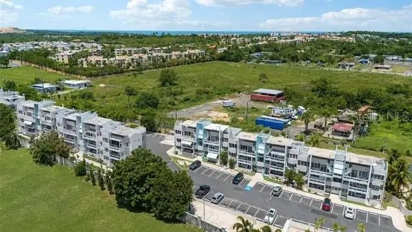 1203 Golden Villas, VEGA ALTA, PR 00692
