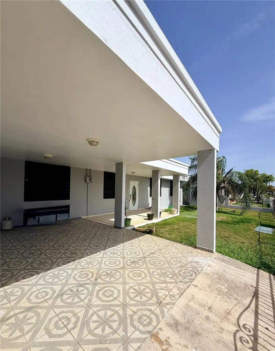 #131 Calle Harrison Base Ramey, Aguadilla, PR 00603 - #3