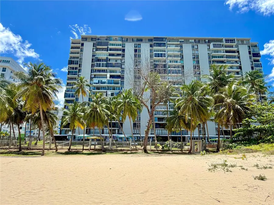 Villas del Mar PH Ave Isla Verde #H, Carolina, PR 00979 - #2