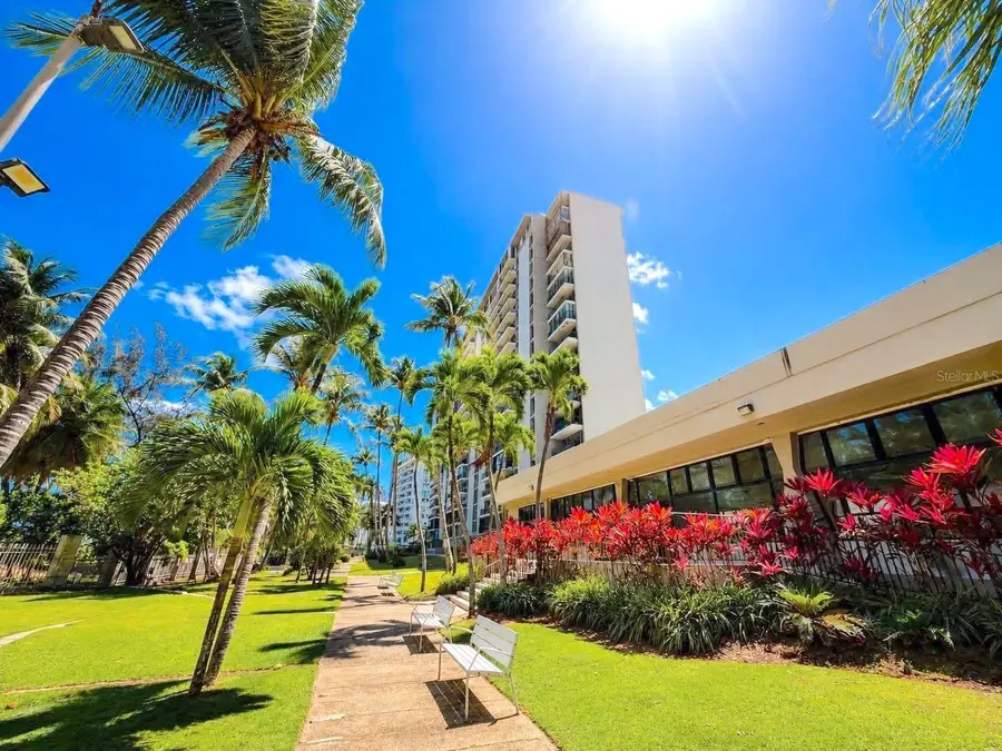Villas del Mar PH Ave Isla Verde #H, Carolina, PR 00979 - #3