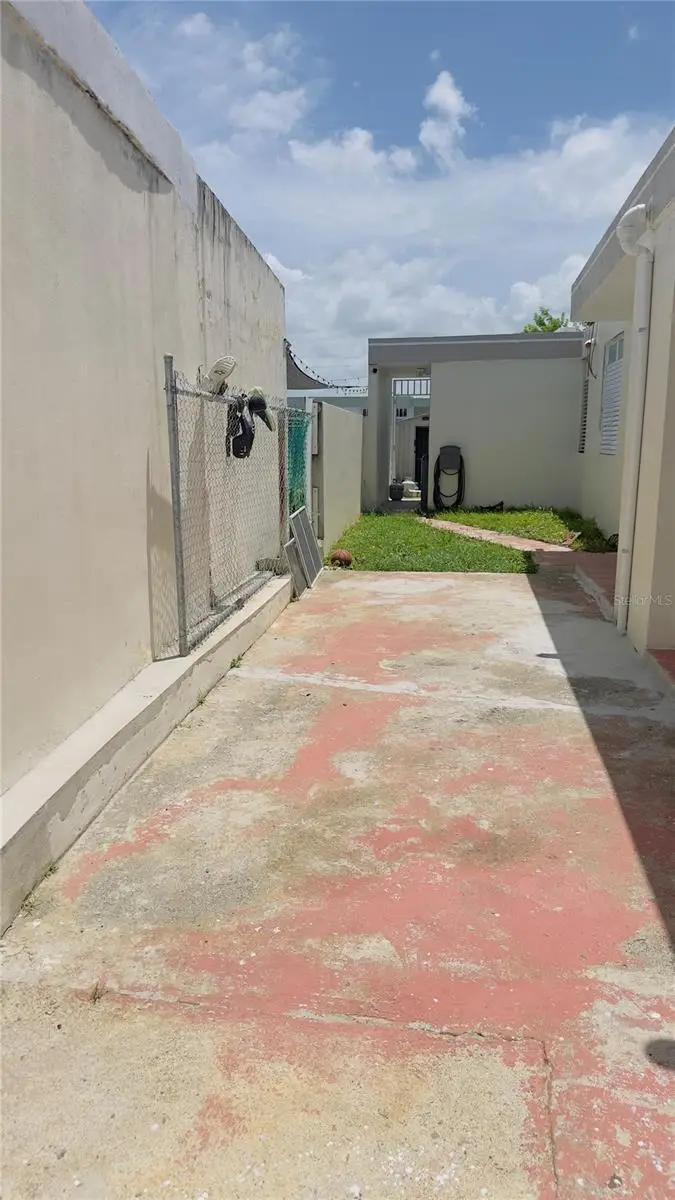 12 Lagos De Plata, Toa Baja, PR 00949 - #2