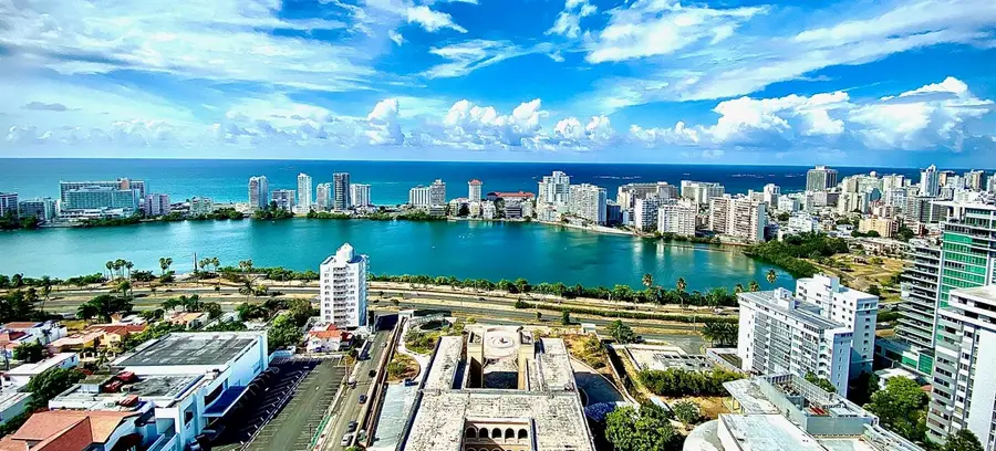 954 Ave De La Consitucion, Miramar Plaza #17f, San Juan, PR 00907 - #2
