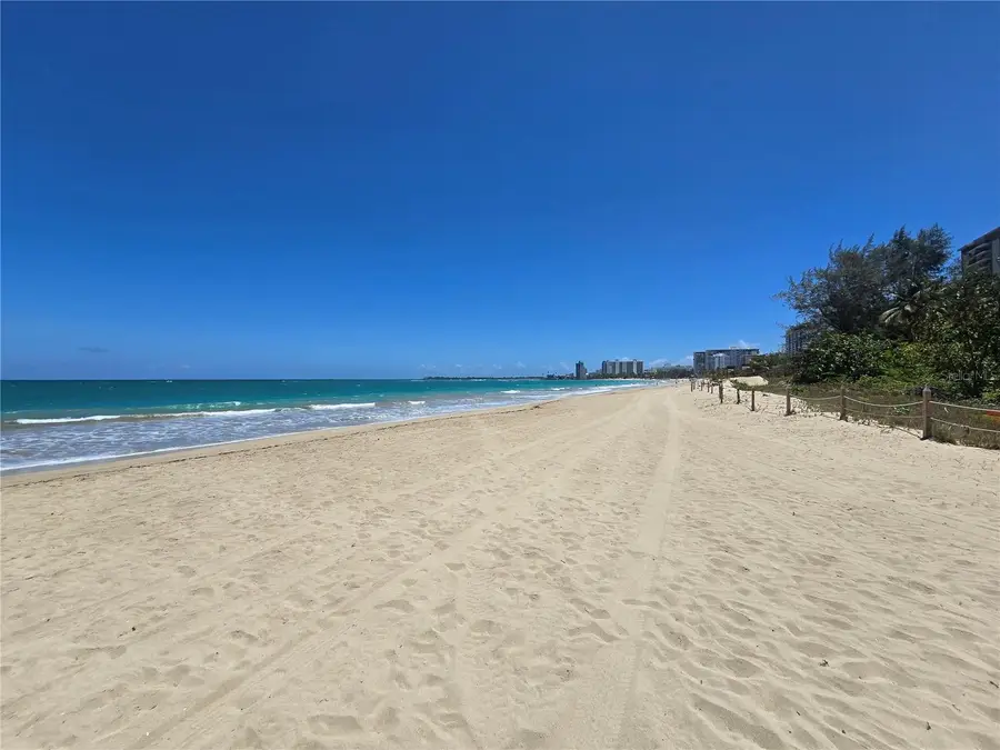 4633 Ave Isla Verde Cond. Castillo Del Mar #9, Carolina, PR 00979 - #3