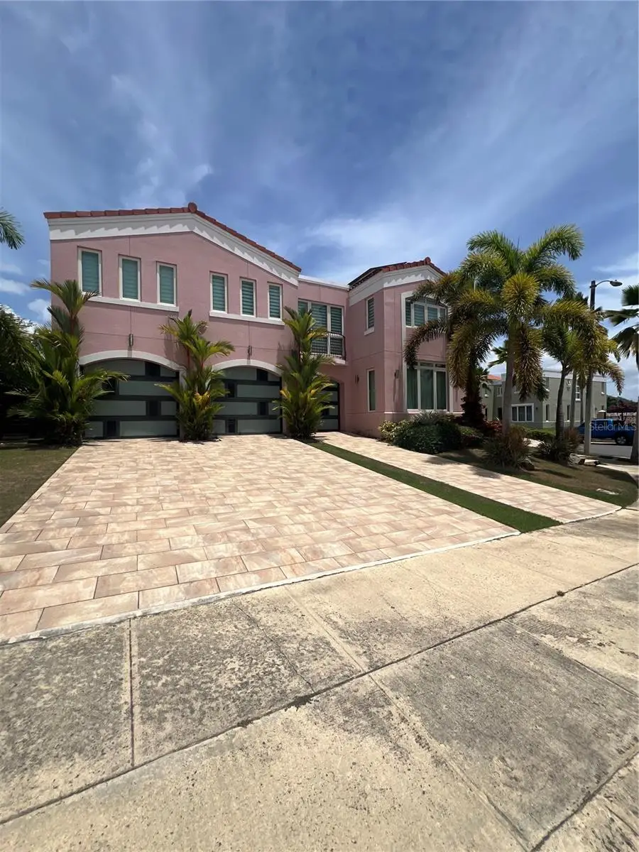 49 Via Naranjales Urb. Las Nubes, Caguas, PR 00727 - #1
