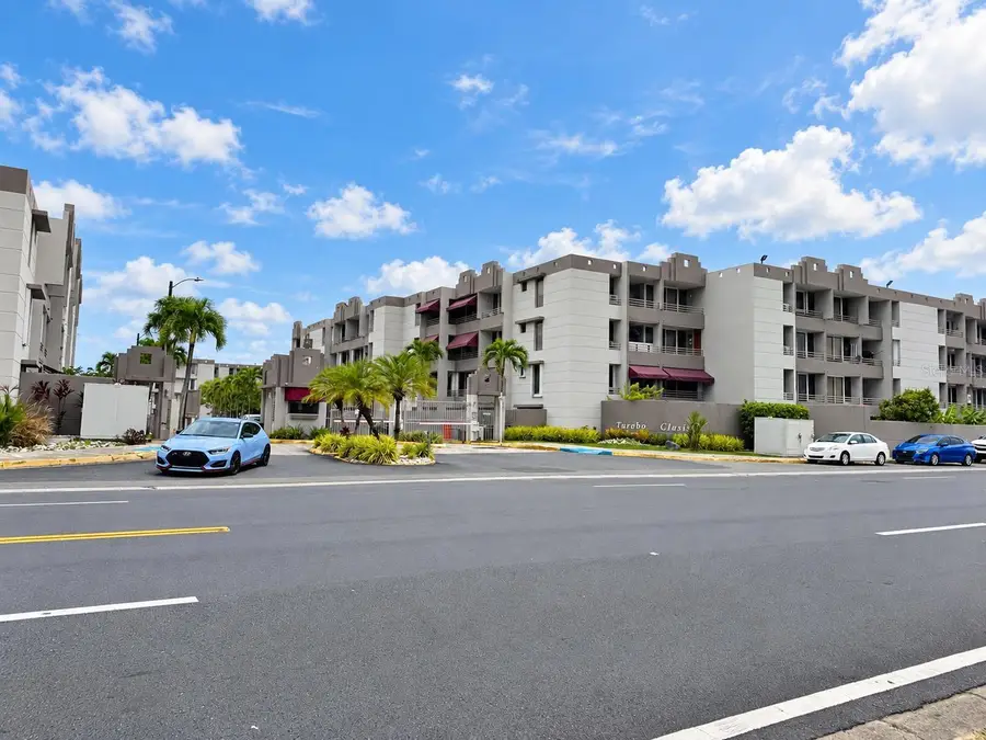 302 Cond. Turabo Clusters #AD, Caguas, PR 00727 - #2