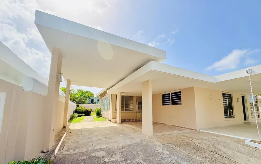 URB. SAN IGNACIO San Cosme #1696, San Juan, PR 00927 - #3