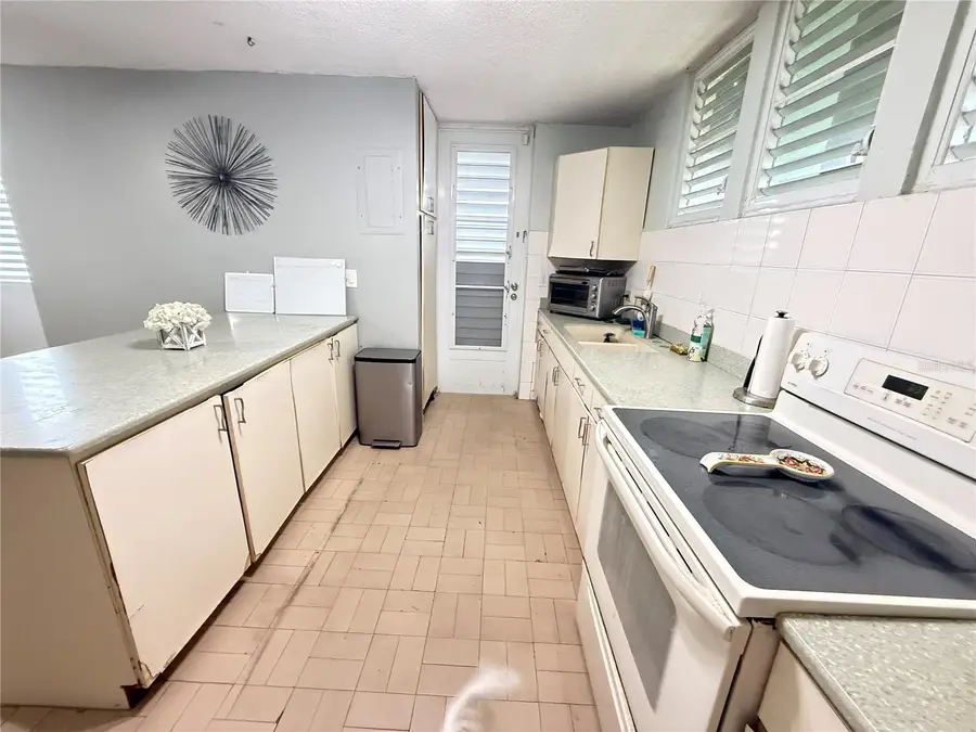 N 6 Alturas Del Remanso, San Juan, PR 00926 - #2