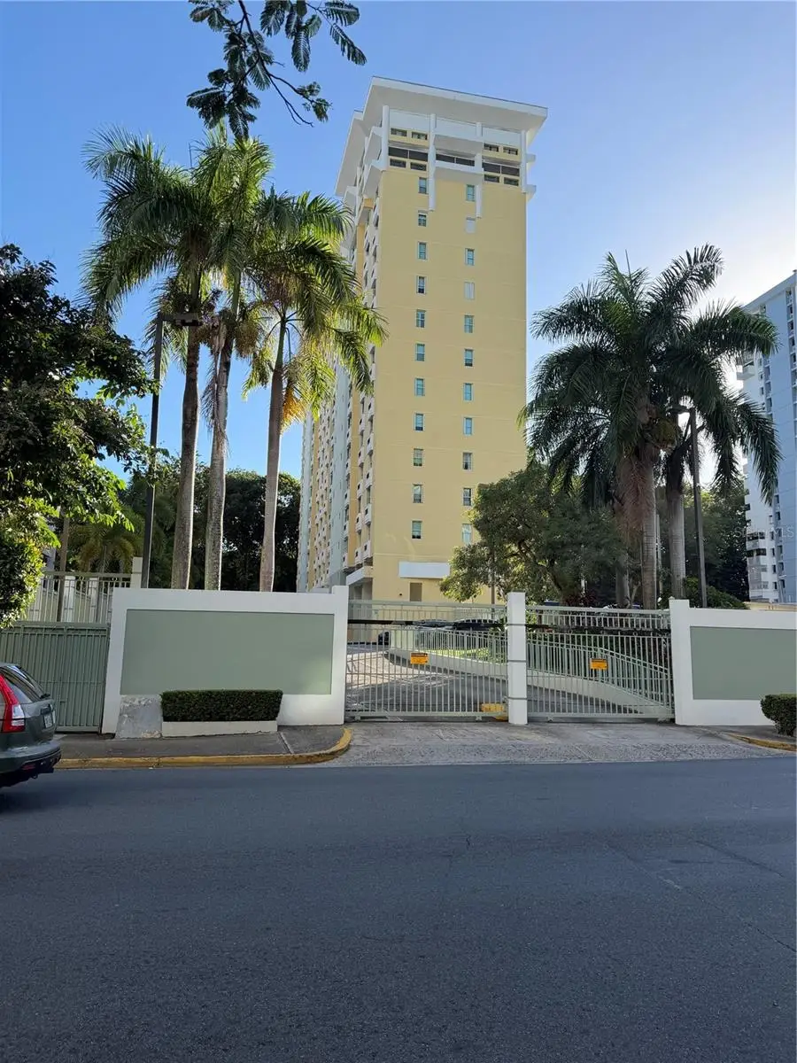 J8 Avenida San Patricio #15B, Guaynabo, PR 00968 - #1