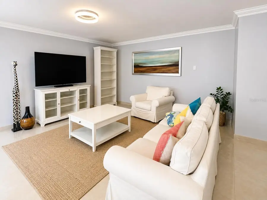 5 Carrion Court #301, San Juan, PR 00907 - #2