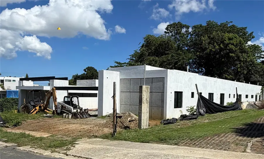 137 Calle Violeta, San Juan, PR 00927 - #2