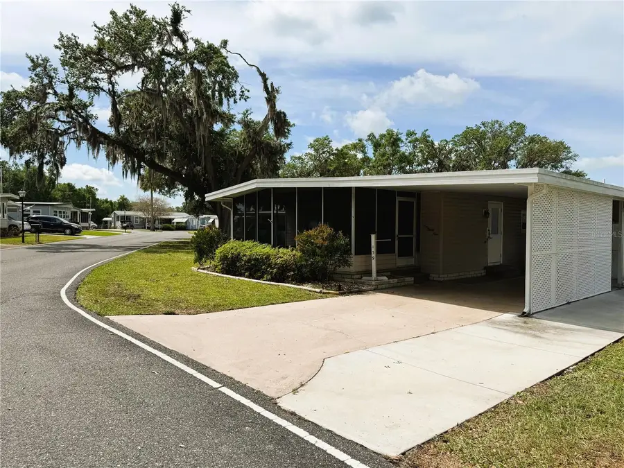 139 Royal Palm Drive, Leesburg, FL 34748 - Image #3