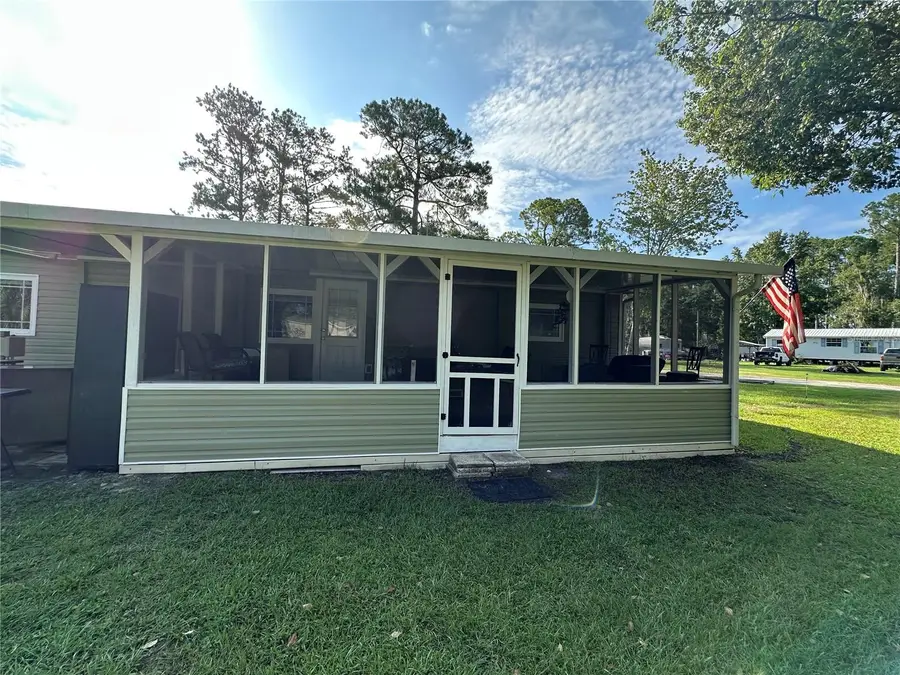 55045 6th Street, Astor, FL 32102 - Image #3