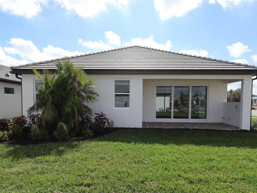 17213 Savory Mist Circle, Lakewood Ranch, FL 34211 - Image #2