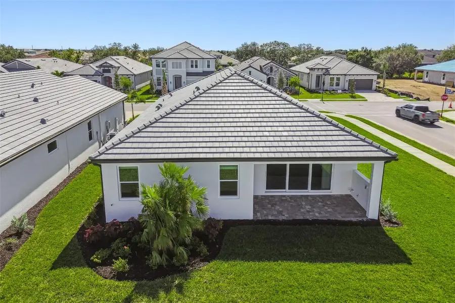 17213 Savory Mist Circle, Lakewood Ranch, FL 34211 - Image #3