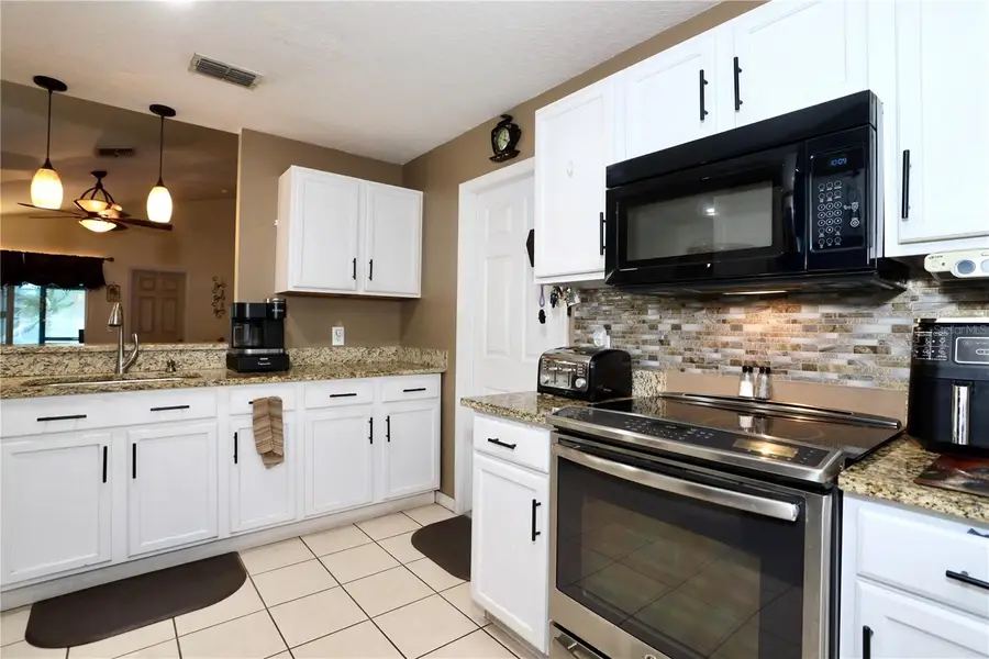 16220 Coopers Hawk Avenue, Clermont, FL 34714 - Image #2