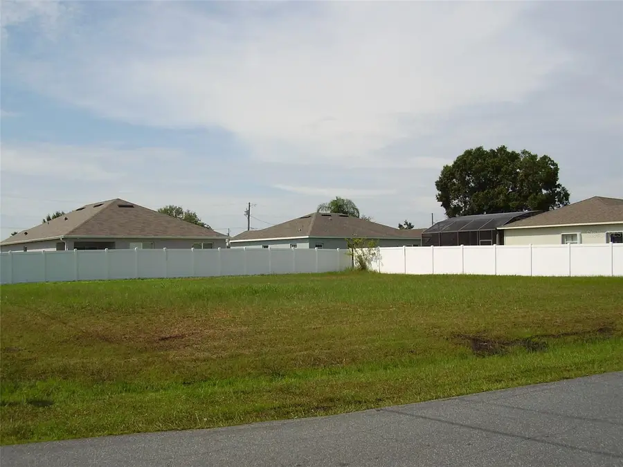 800 Carrousel Lane, Poinciana, FL 34759 - Image #2