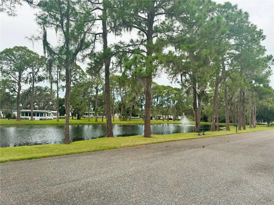 105 Temple Cove W, Leesburg, FL 34748 - Image #2