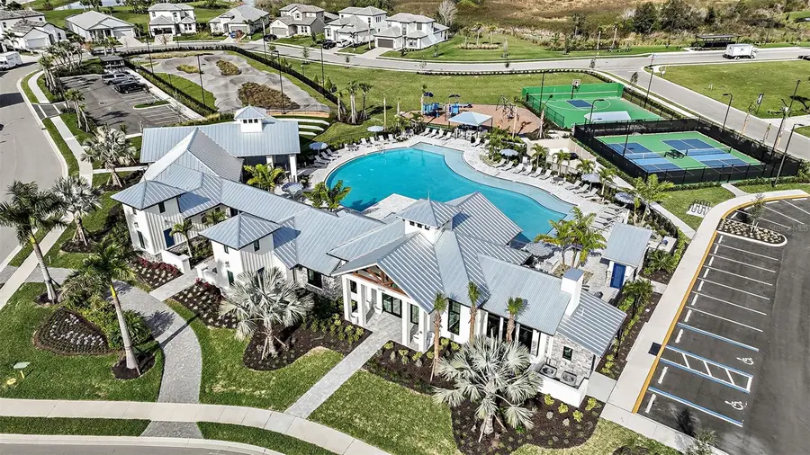 17020 Savory Mist Circle, Lakewood Ranch, FL 34211 - Image #3