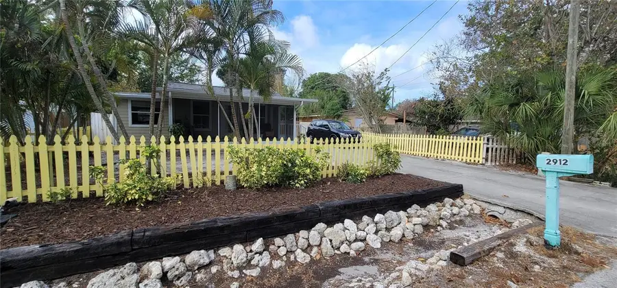 2912 Hawthorne Street, Sarasota, FL 34239 - #2