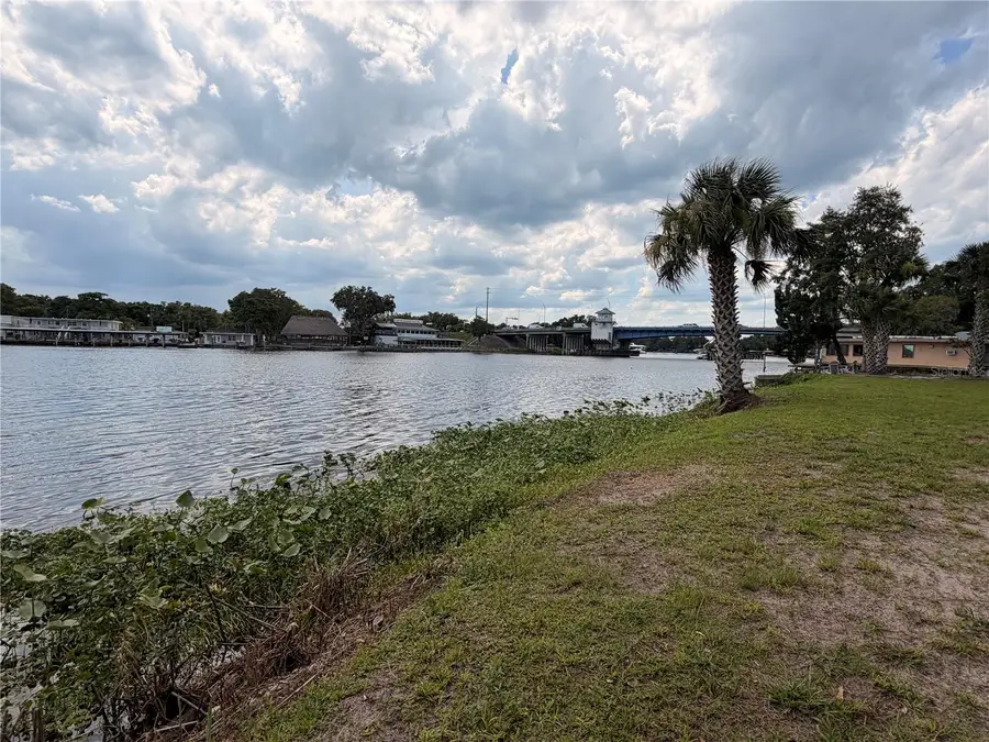 1570 Riveredge Court, Astor, FL 32102 - #3