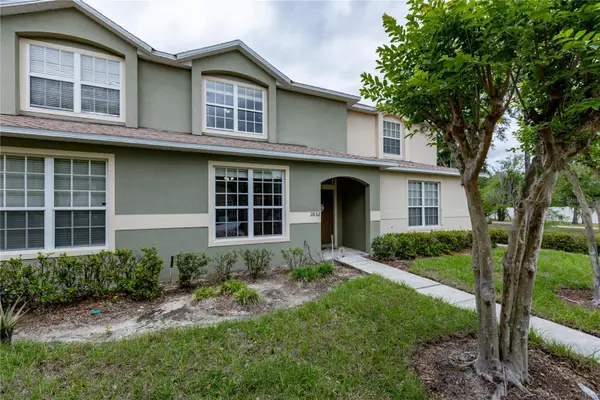 2852 Tanzanite Terrace, KISSIMMEE, FL 34758