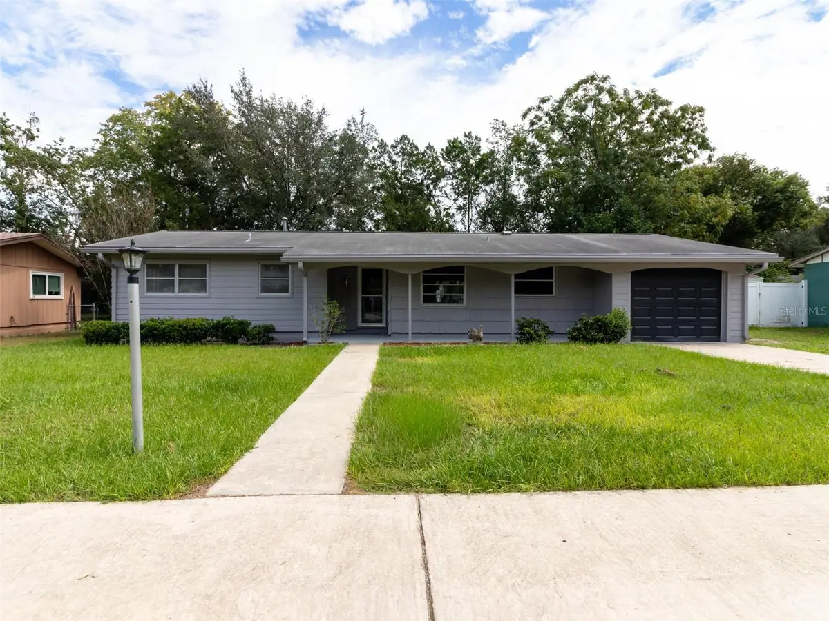3523 SW 147th Lane Road, Ocala, FL 34473 - #1